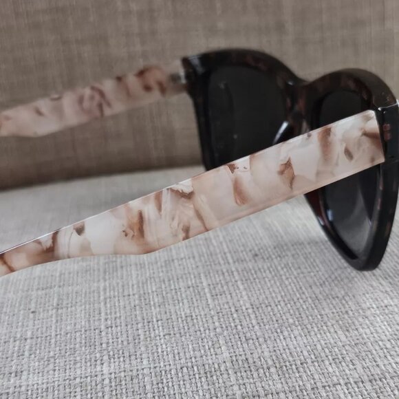 Foster Grant Women Sunglasses Brown Tortoise Eye Wear Shades POLE - Picture 10 of 10